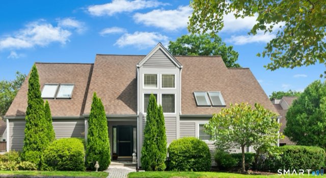 230 New Canaan Avenue, Norwalk