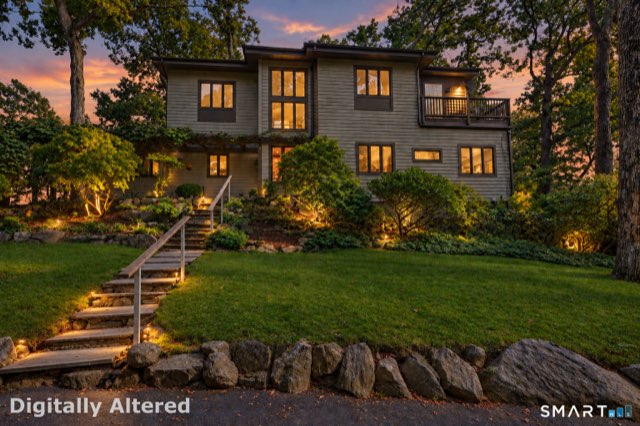 31 Splitrock Road, Norwalk