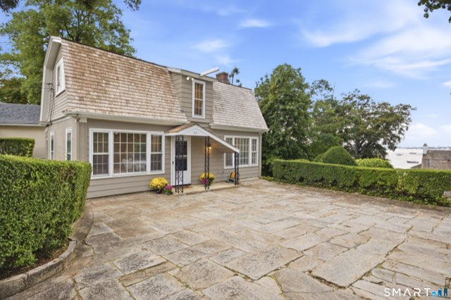 217 Ocean Drive West, Stamford