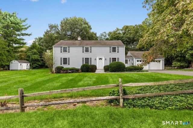 27 White Oak Shade Lane, New Canaan