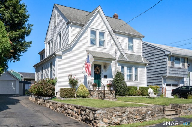 37 Uncas Road, Stamford