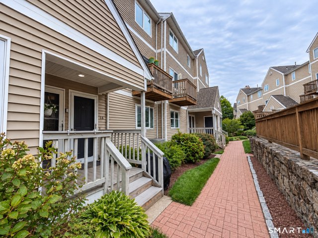 55 Glenrock, Norwalk