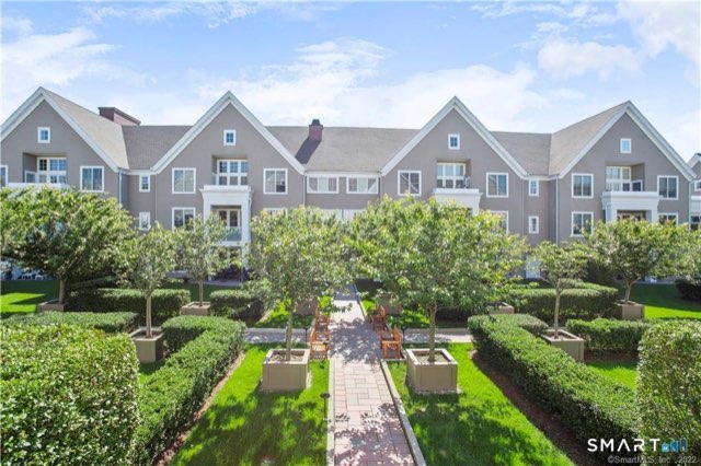 77 Havemeyer Lane, Stamford