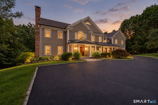 14 Powder Horn Hill Road, Wilton