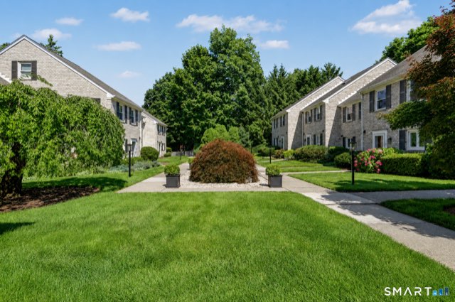 25 Indian Harbor Drive, Greenwich