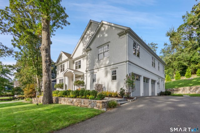 7 Webb Road, Westport