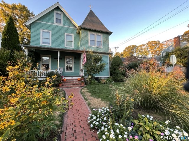 126 East Avenue, New Canaan