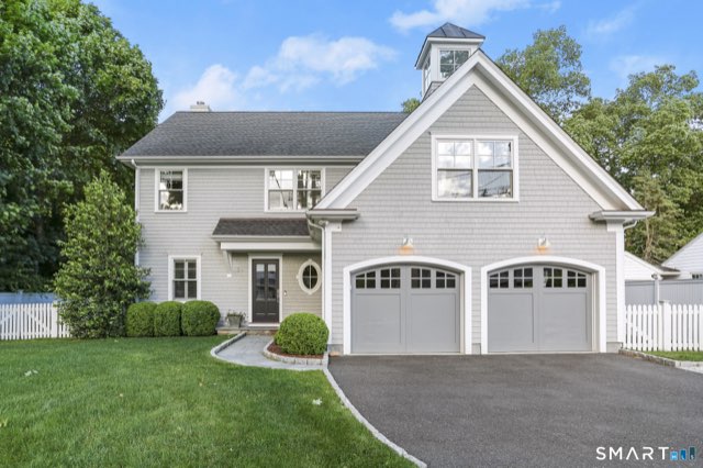 26 Long Lots Lane, Westport