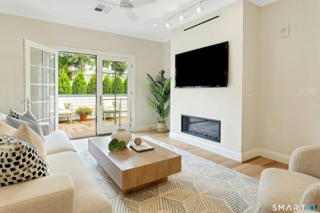 340 Heights Road, Darien