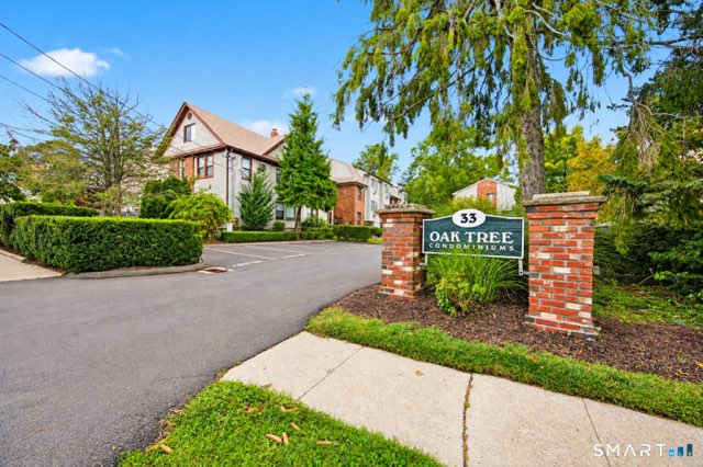 33 Colonial Road, Stamford