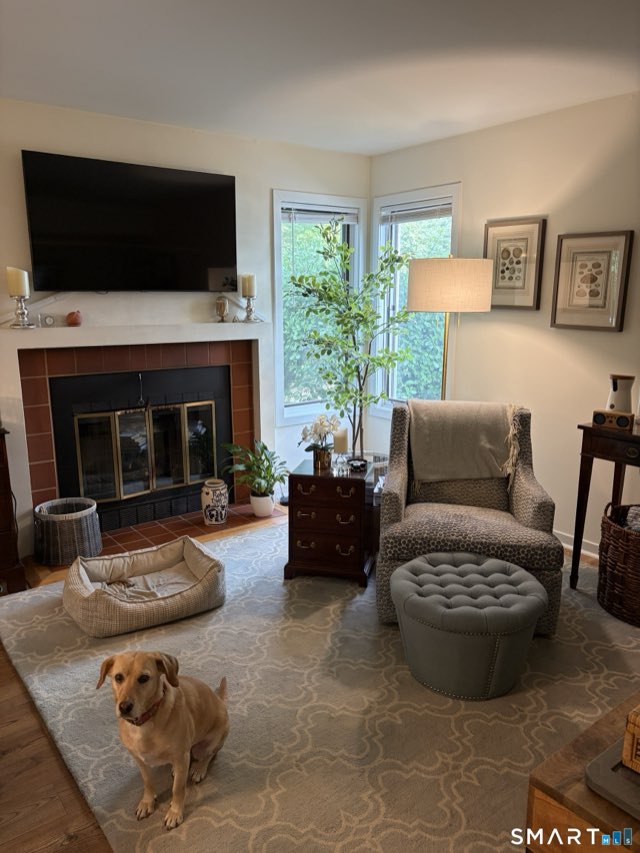 1 Sylvan Lane, Westport