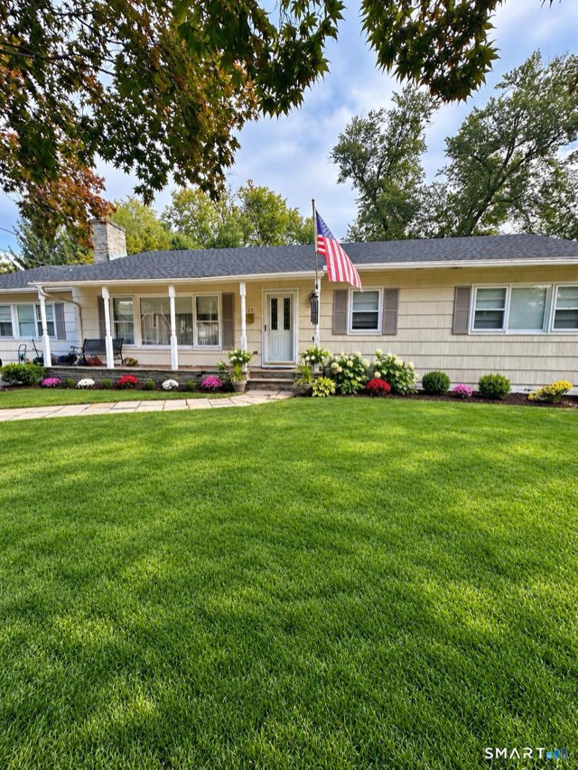 23 Clara Drive, Norwalk