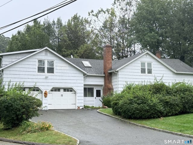 56 Richmondville Avenue, Westport