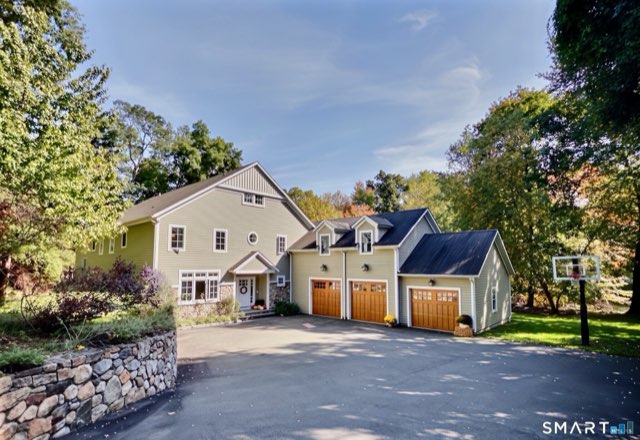 4 Turkey Hill Lane, Westport
