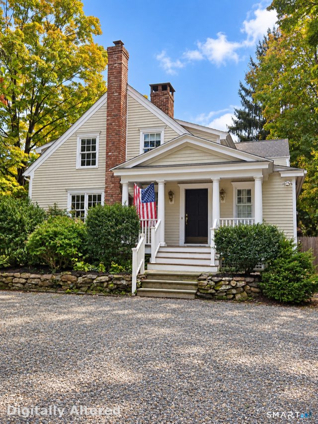 374 Flax Hill Road, Norwalk