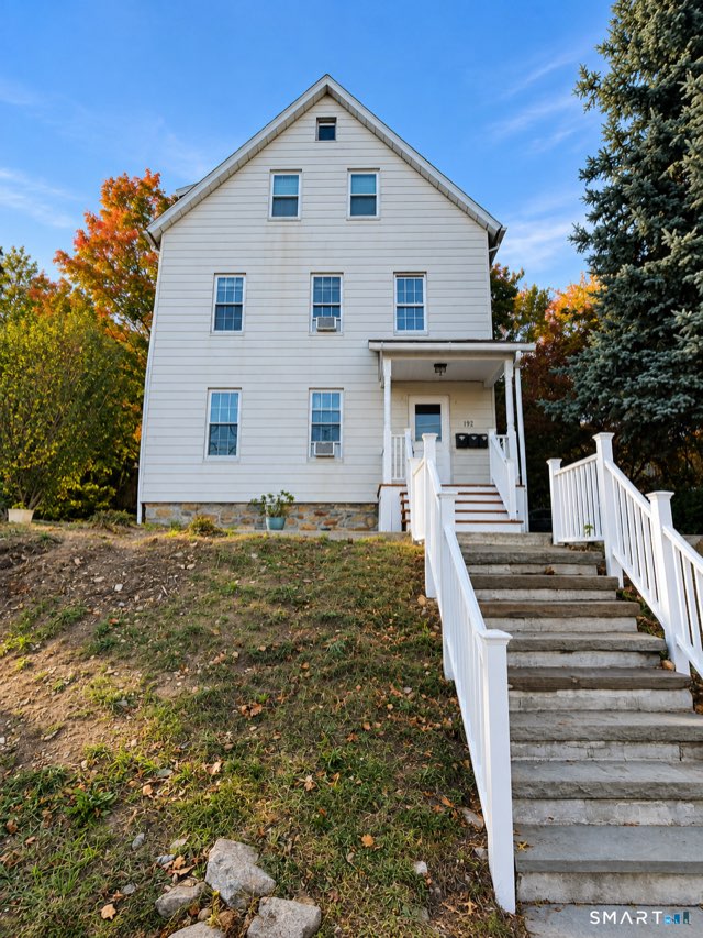 192 Knickerbocker Avenue, Stamford